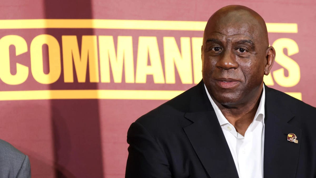 Magic Johnson critică gestionarea timpului în prelungirea dintre Commanders și Giants